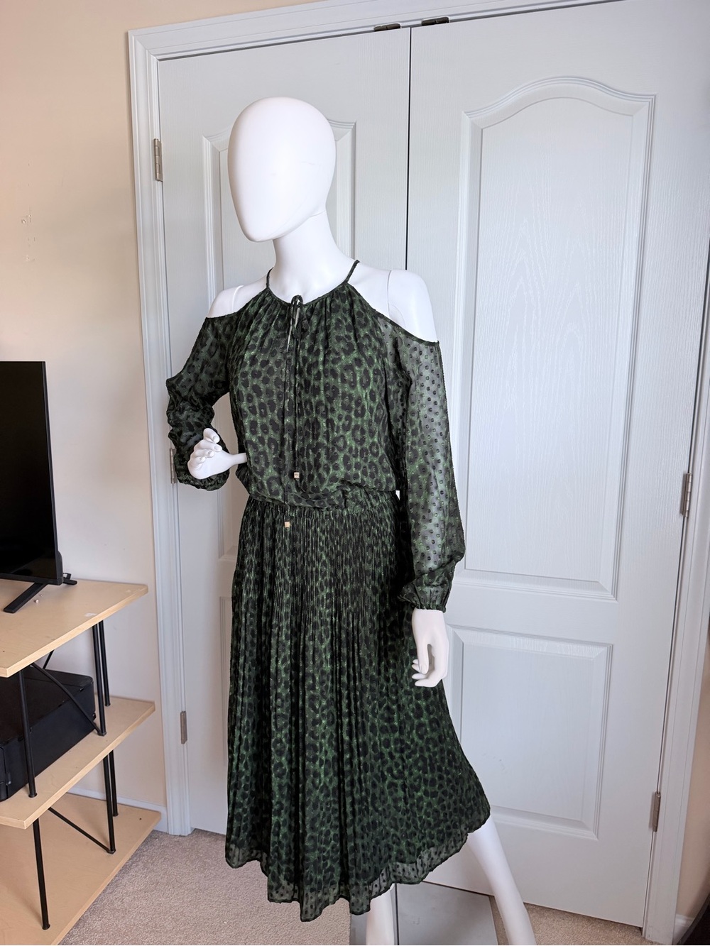 MICHAEL Michael Kors Olive Green Leopard Cold-Shoulder Midi Dress Size S